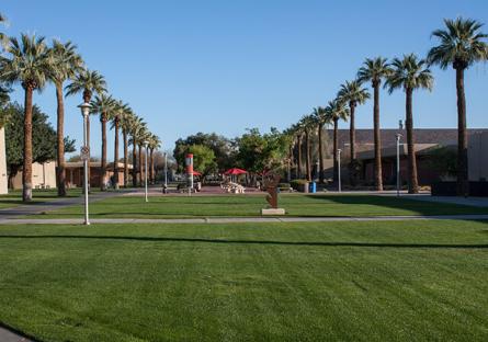 Glendale Main Campus - Central Mall